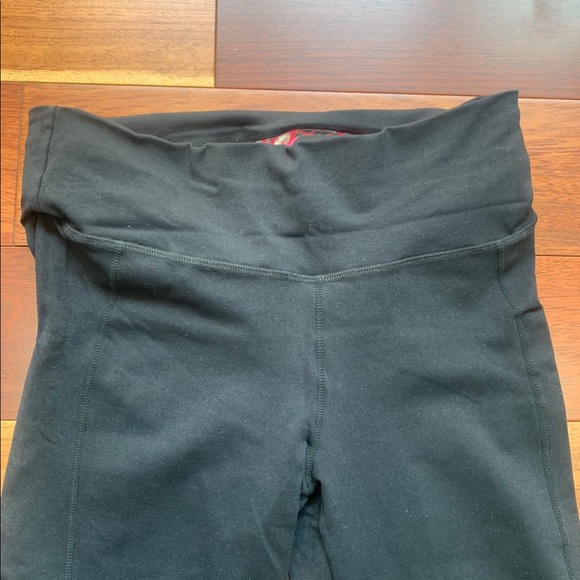 Bebe Sport Foldover pants in black/pink/silver- size medium - Picture 5 of 10